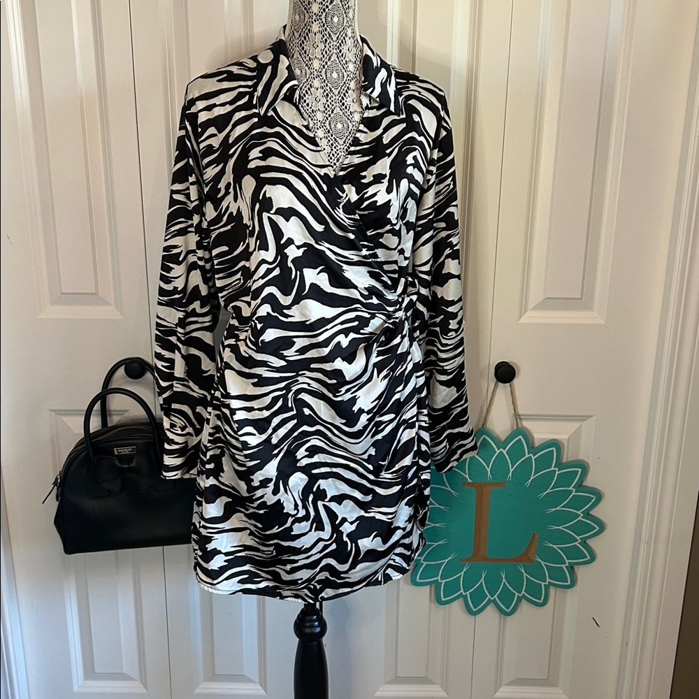 H&M Zebra Print Wrap Dress Size Medium